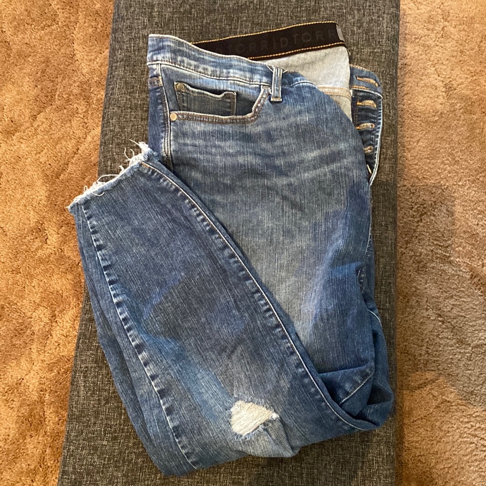 Torrid Sky High Skinny Jeans Distressed Size 22S
